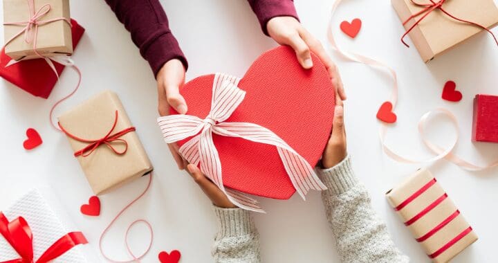 Our Valentine’s Day Luxury Gift Guide showcases jewellery, watches and handbags that combine romance, craftsmanship and lasting value, with expert valuation insight.