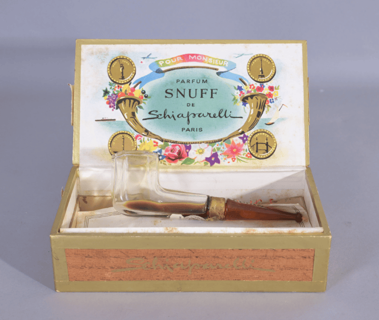 A ‘Snuff de Schiaparelli’ pipe bottle and box sold Helmuth Stone auctioneers, Florida, USA for $1,300 in November 2023.
