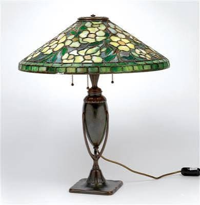 Tiffany Dogwood lamp